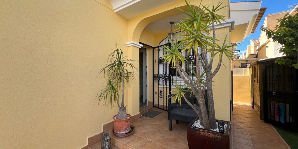 o_1jkd28g18m5nm6bn68lqp1qoh31