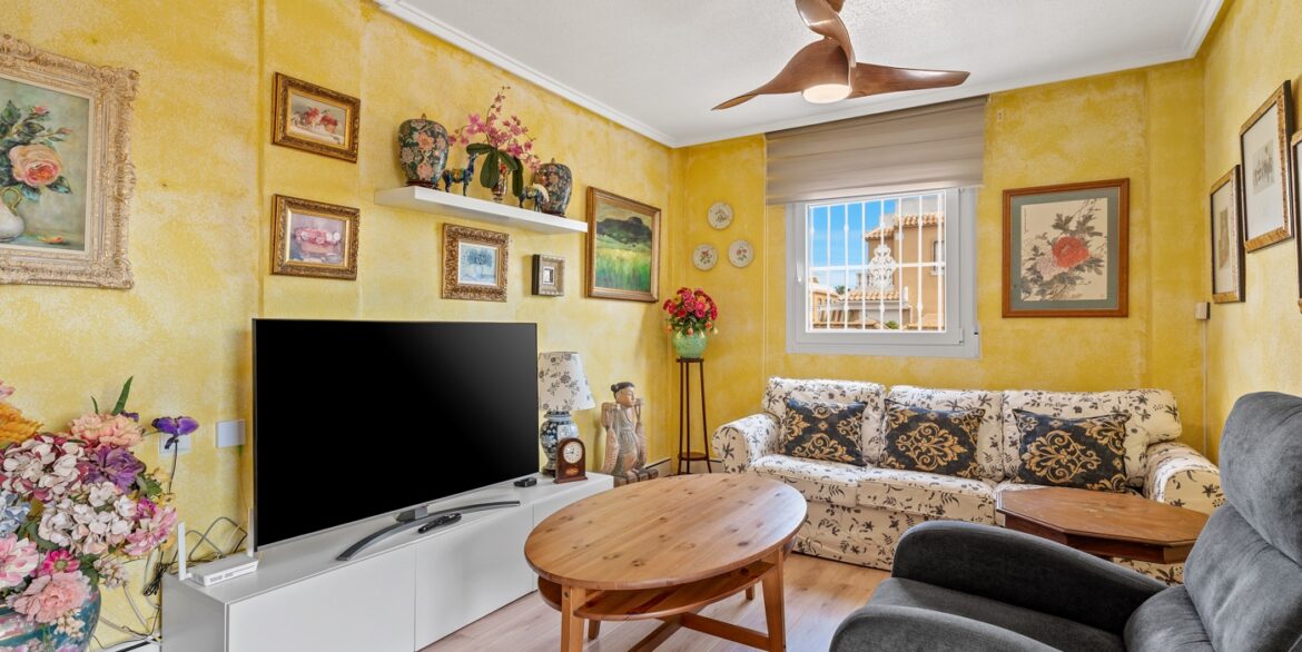 o_1jkd9anps1mvdd3u1m2v4i12c143