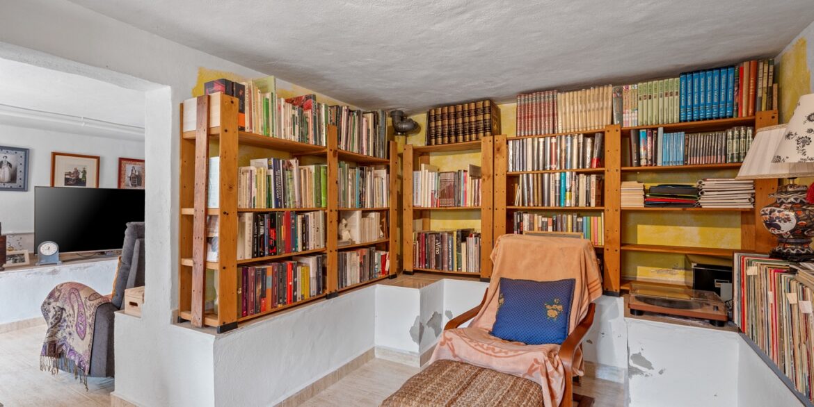 o_1jkd9anps1ps5hj119np1d626dv4a