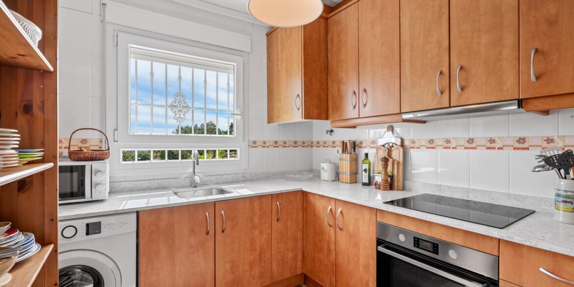 o_1jkd9anps3ebpfedlp1ilctid40