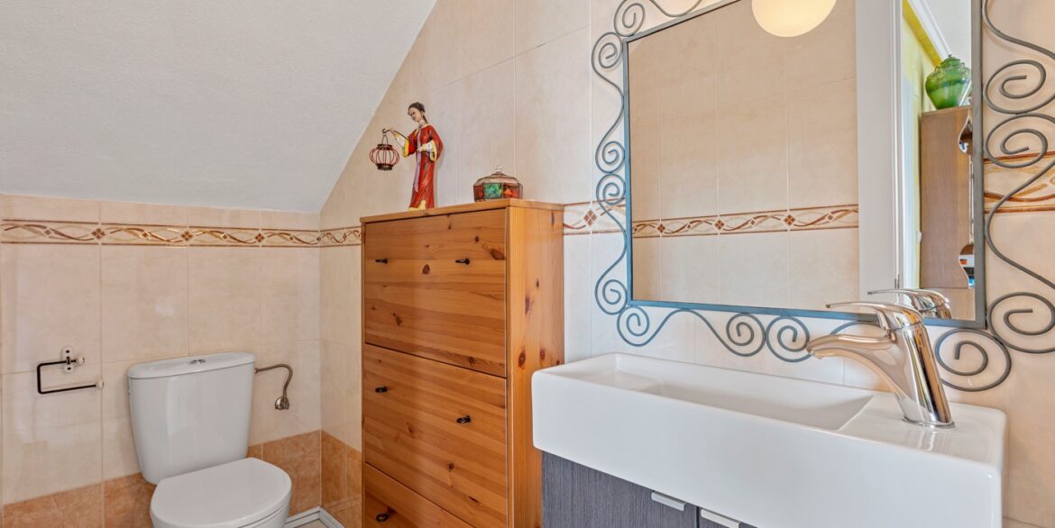 o_1jkd9anpstlu1ijb3casgt1qpa4d