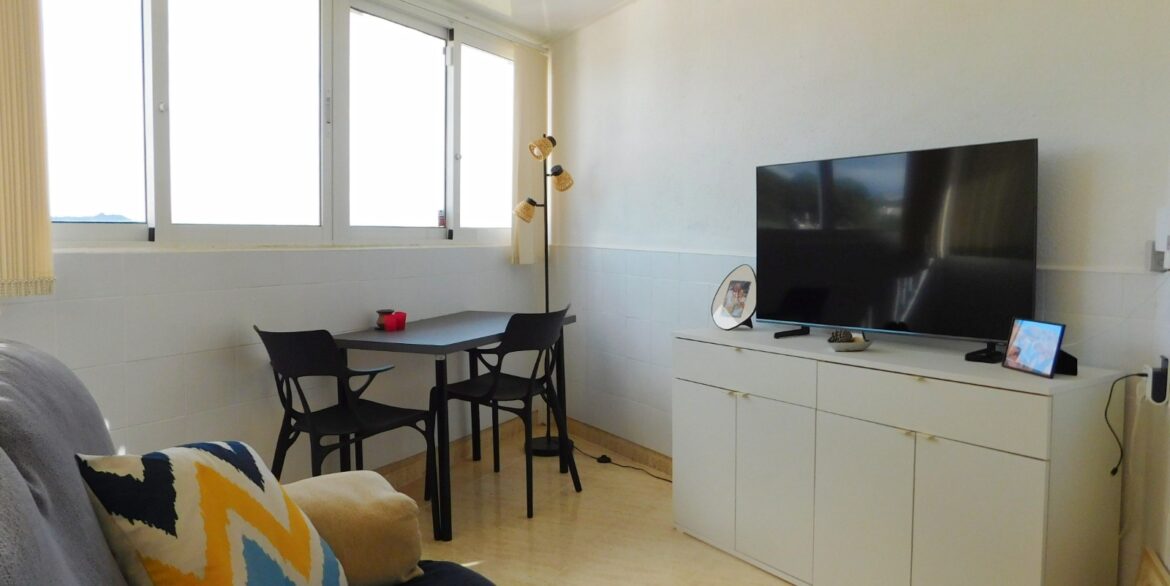 o_1jkd9bvcfv941c201p7a1nb9emb27