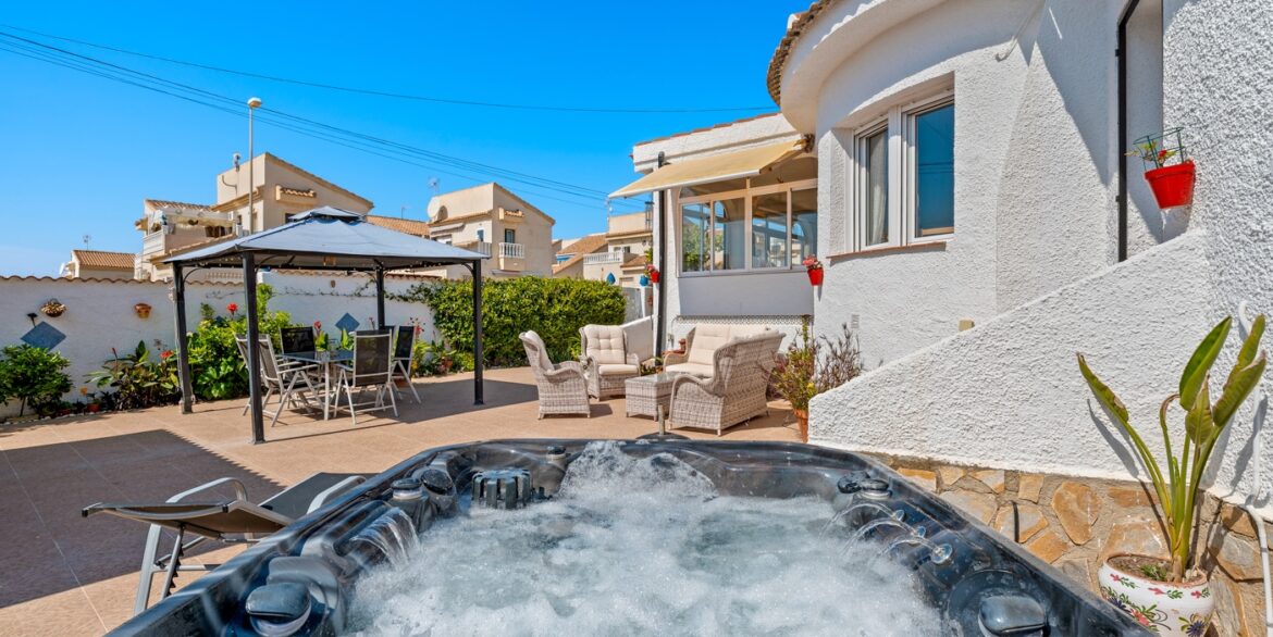 o_1jki5em58dm71ahaq3i14tk1do931