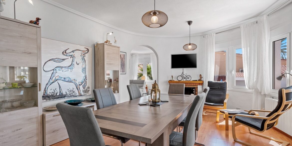 o_1jki5em591f571d6bh9qulu111g3o