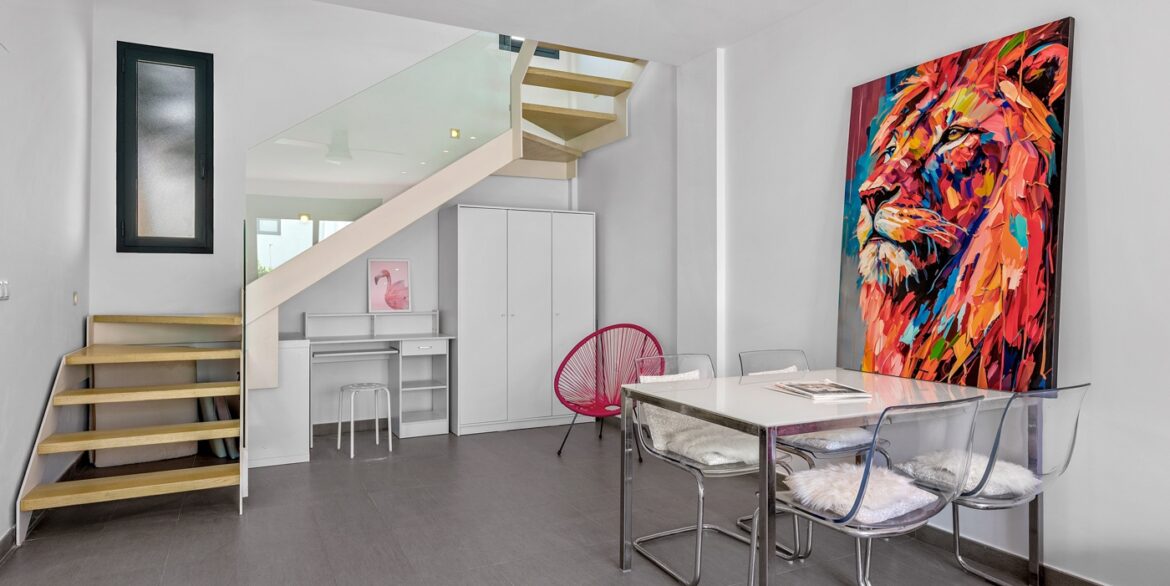 o_1jkiatj641li19kv1verp4h1t742u