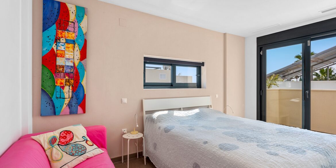 o_1jkiatj641rvnlclognj123jk37