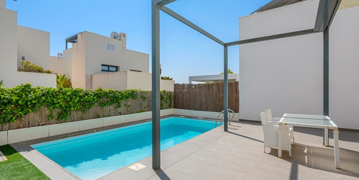 o_1jkiatj64lfr1s5g1r4o76sope2f