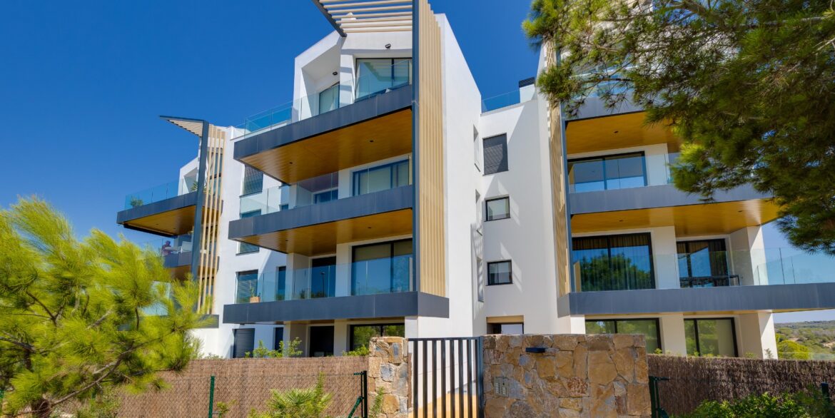 o_1jkijp7dl1df8n1lh8u71q1adr37