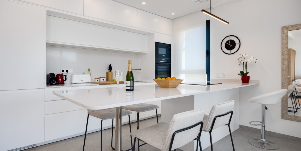 o_1jkijp7dl1li21lcc1acu1elu17ep2m