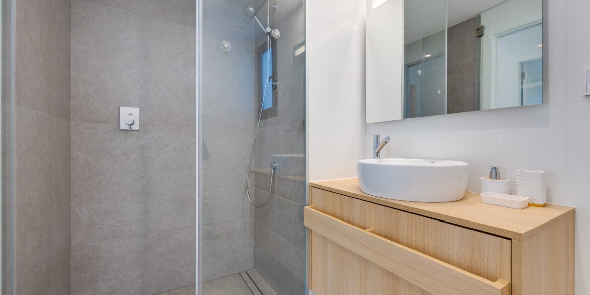 o_1jkijp7dl1nevl21gh2121piej2v