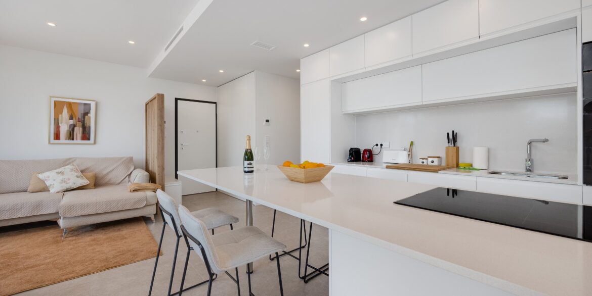 o_1jkijp7dl8rp1s7fhounl618r12j