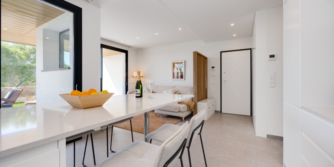 o_1jkijp7dlij48u6160i480iap2n