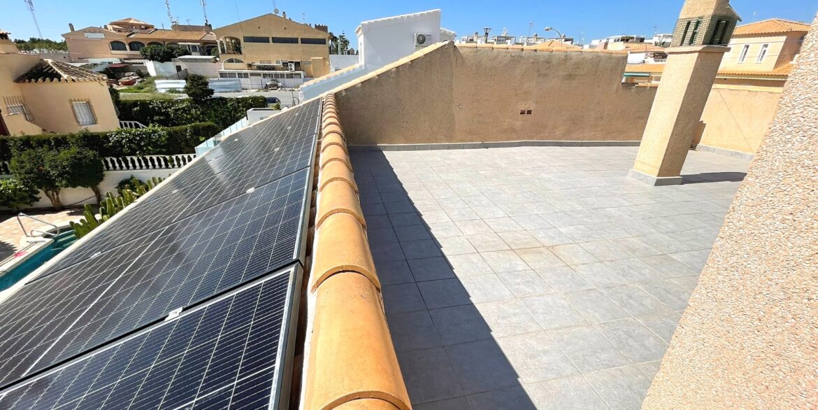 o_1jkik74vv1mjdlqu12o41ov215us2q