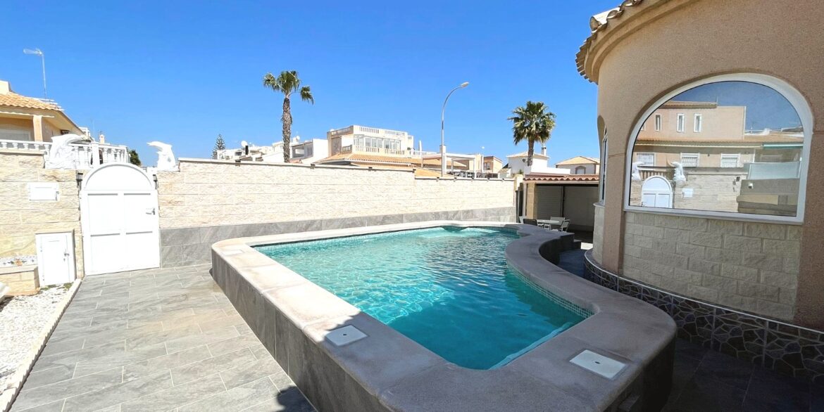 o_1jkik74vvspk12vgm1qqpshf03f