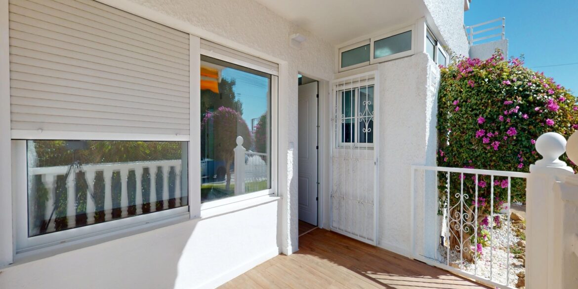 o_1jkioneemioi16pb1j8o1npm7og2d