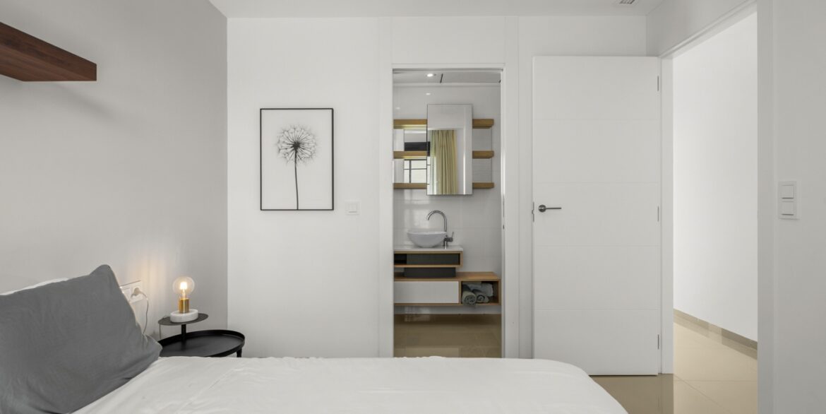 o_1jkm0jjbo18dt14eg16331kbv161a3j