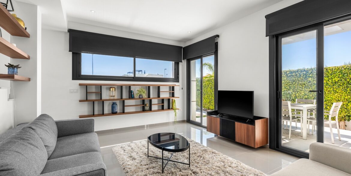 o_1jkm0jjbo1c8k17vd1an9ttviun3a