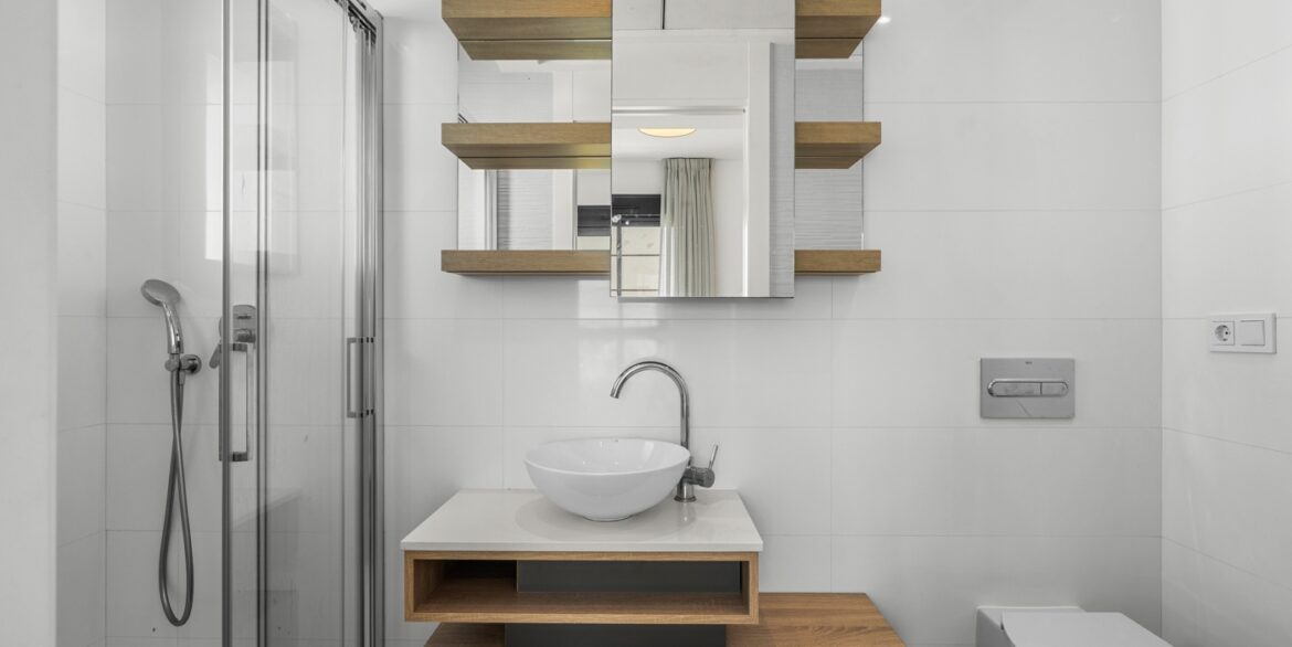 o_1jkm0jjbo1fcn172nrhm17nkekt3f