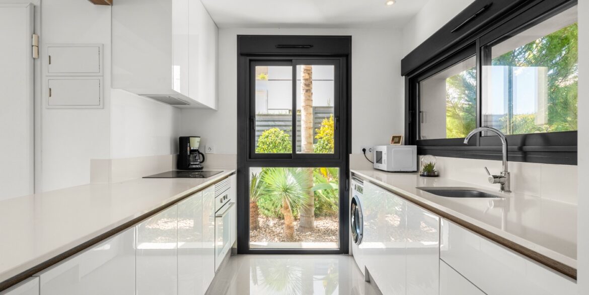 o_1jkm0jjboiuh6cq7ih1099nik38