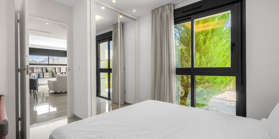 o_1jkm0jjbovb51vq31lv9ofa16ac35