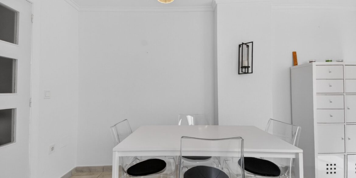 o_1jknqf5e48pl8od3p5nmh1er52e