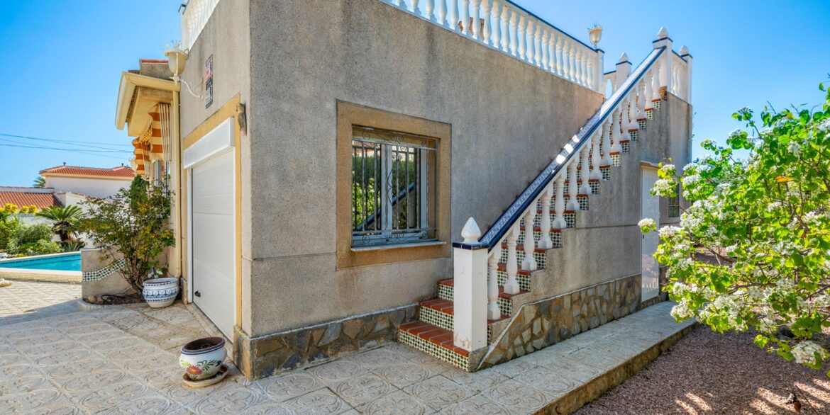 o_1jko1b0ee1mtu1fhs1h3n1r751o6o2q