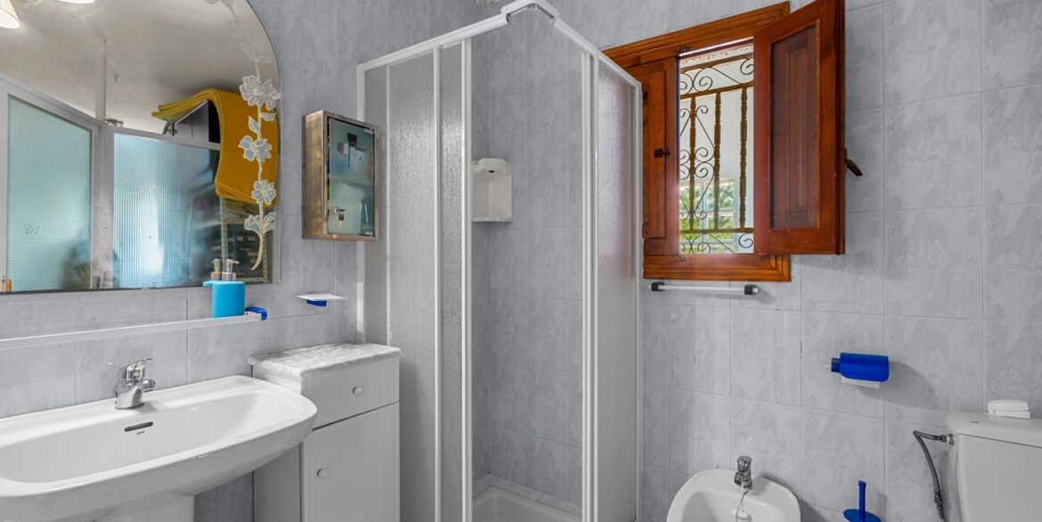 o_1jko1b0eeci8evg4bfgaq12ih3c