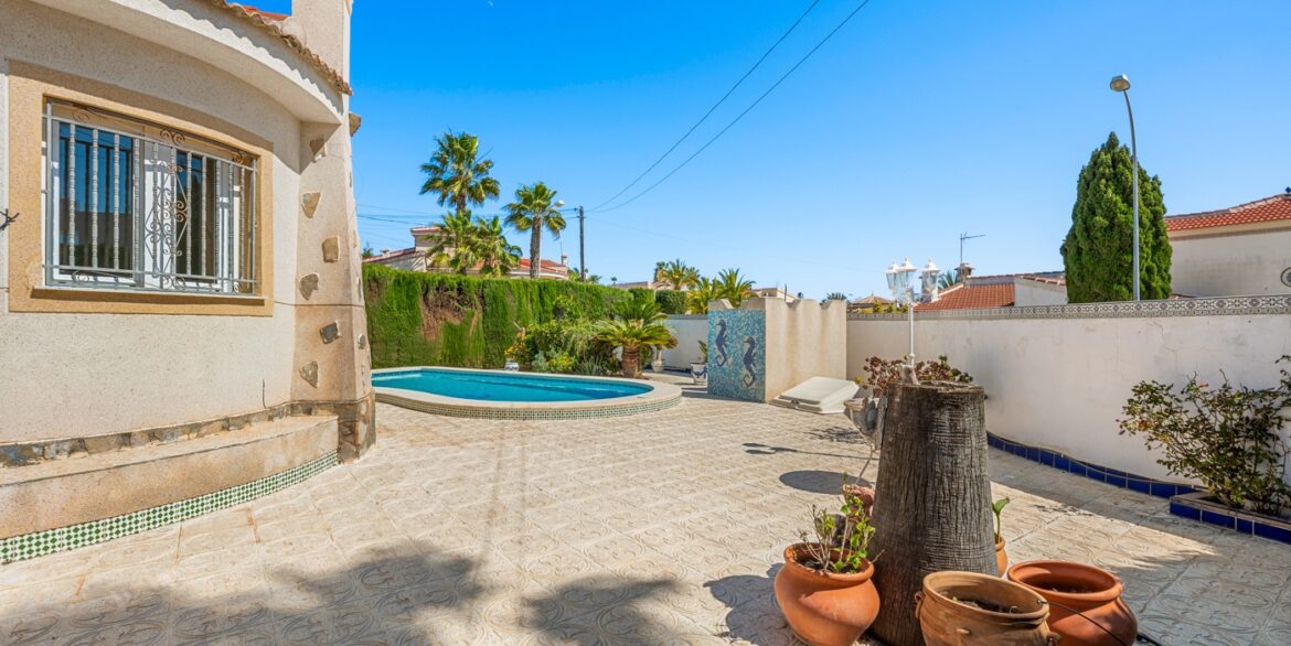 o_1jko1b0eeibhj74ecvcno190p2m