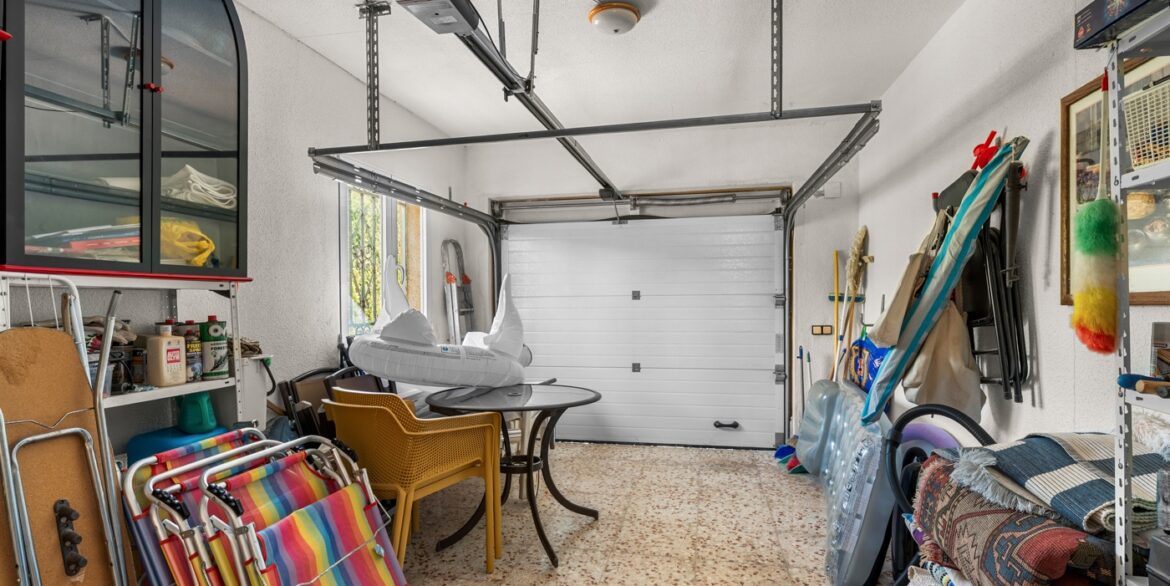 o_1jko1b0eesfmt92qvnj4i1ulj39