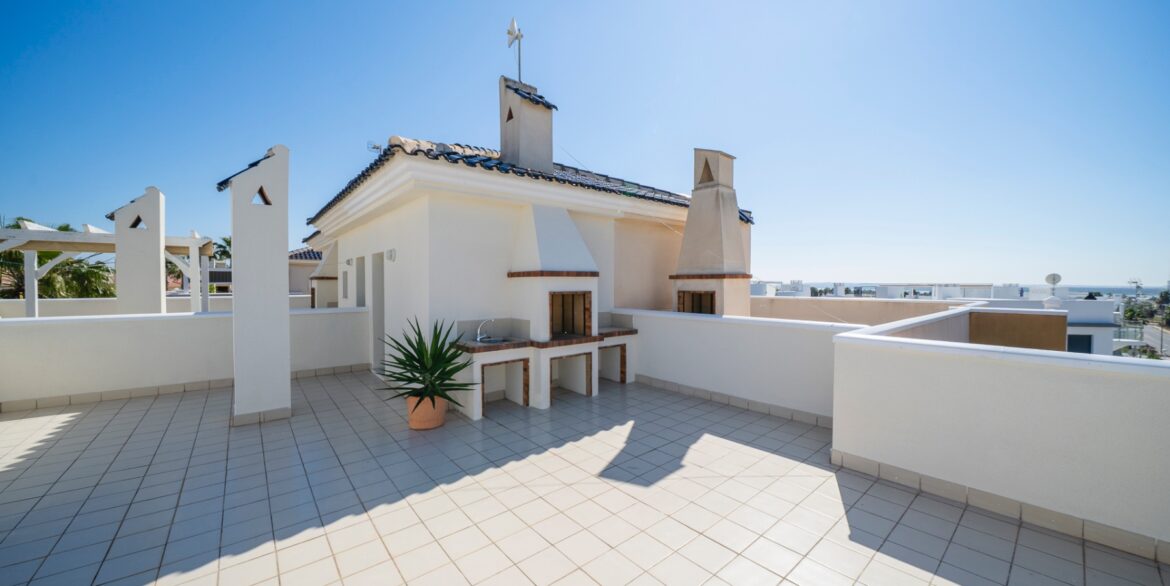 o_1jktd68fc1m4l2m6ah115m91glo3k