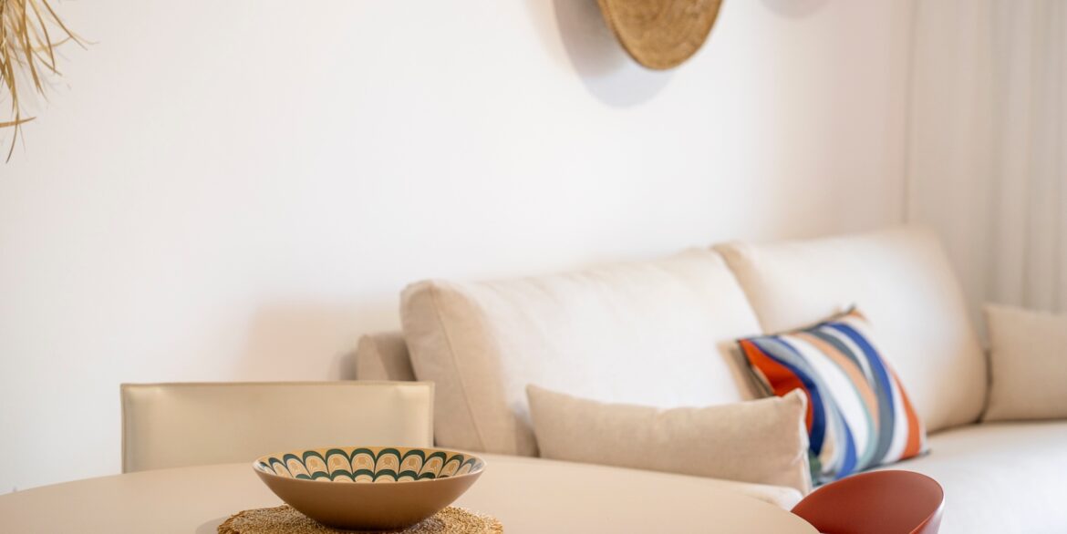 o_1jktd68fcfaq1reb1e846rdj783a