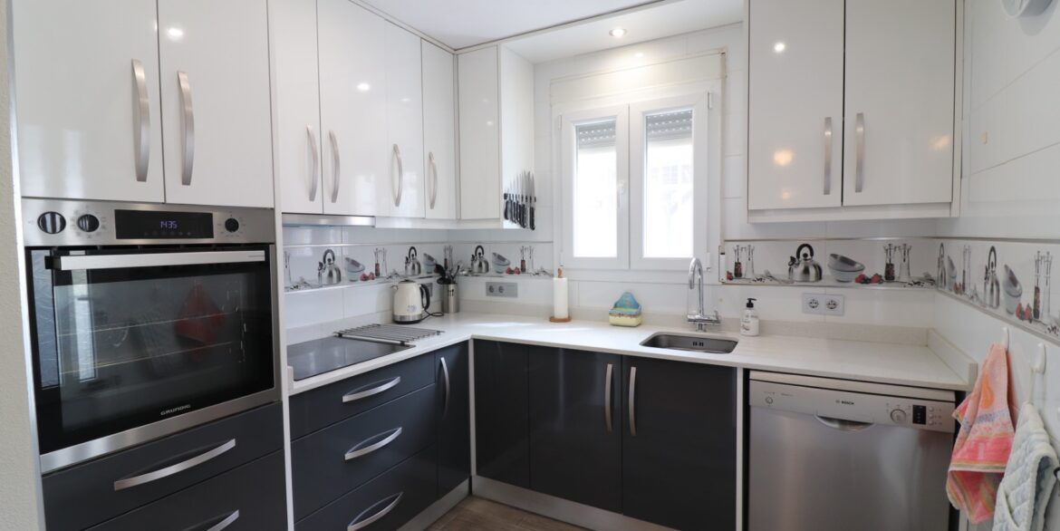 o_1jkv86d0piqv7hp1l7eo5silr2a