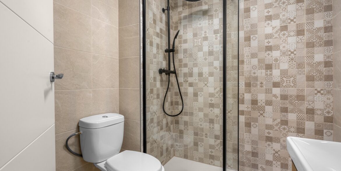 o_1jkvaqmh0vjgssf1robv1f8a72q