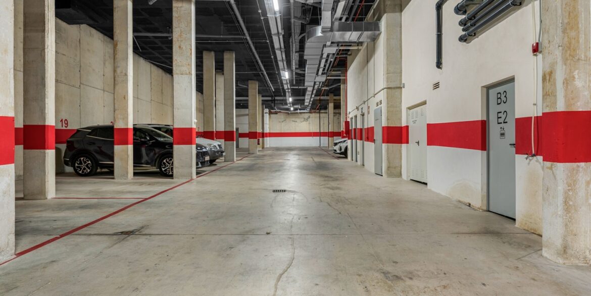 o_1jkvb31b319de6p6l111g6sl3i