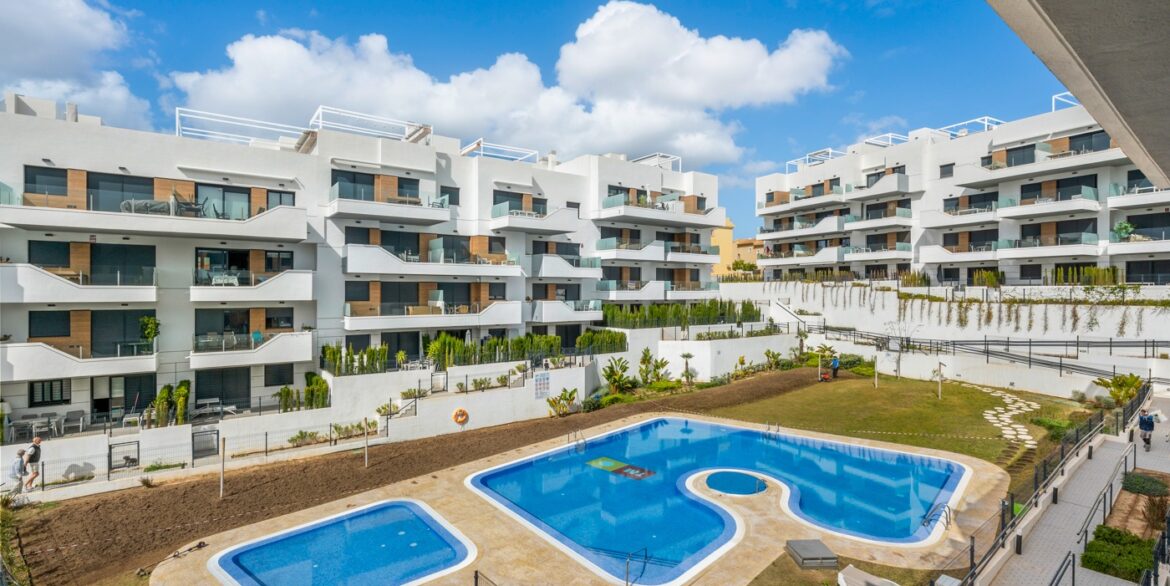 o_1jkvb31b31kp71t5b126bmb1g2t2q