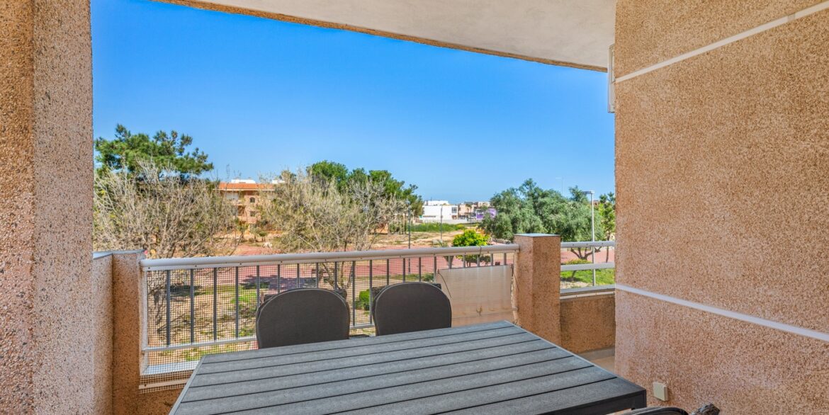 o_1jkvb9i071ect1bog11fg14aj1k9u2r