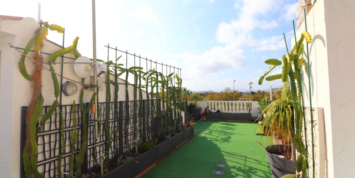 o_1jkvf2m00123hf5a10eg19501kjd3h