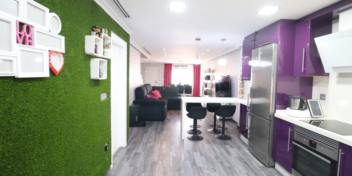 o_1jkvf2m00arr14ujijd1njr1k8p2o