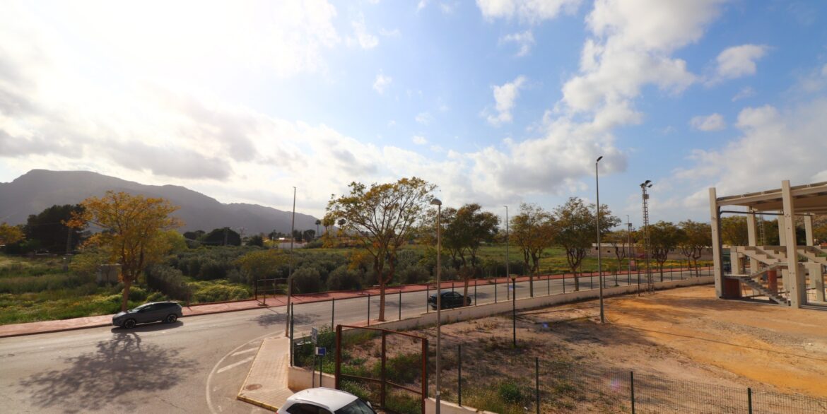 o_1jkvf2m00c0eej1qgj167sf443n