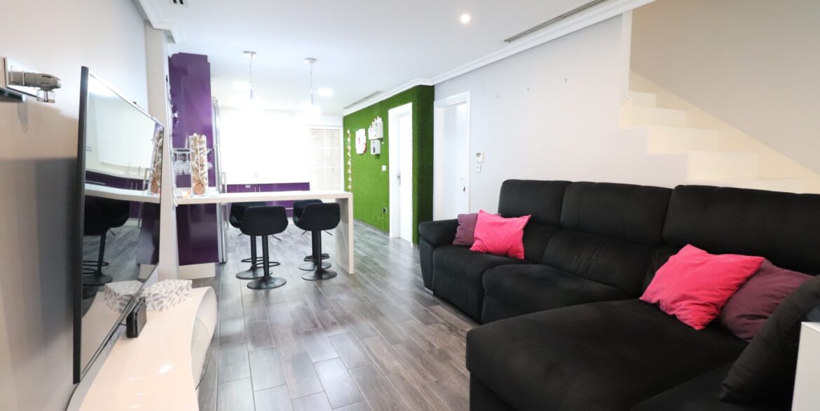 o_1jkvf2m00le5f1v1eed1f351re82n