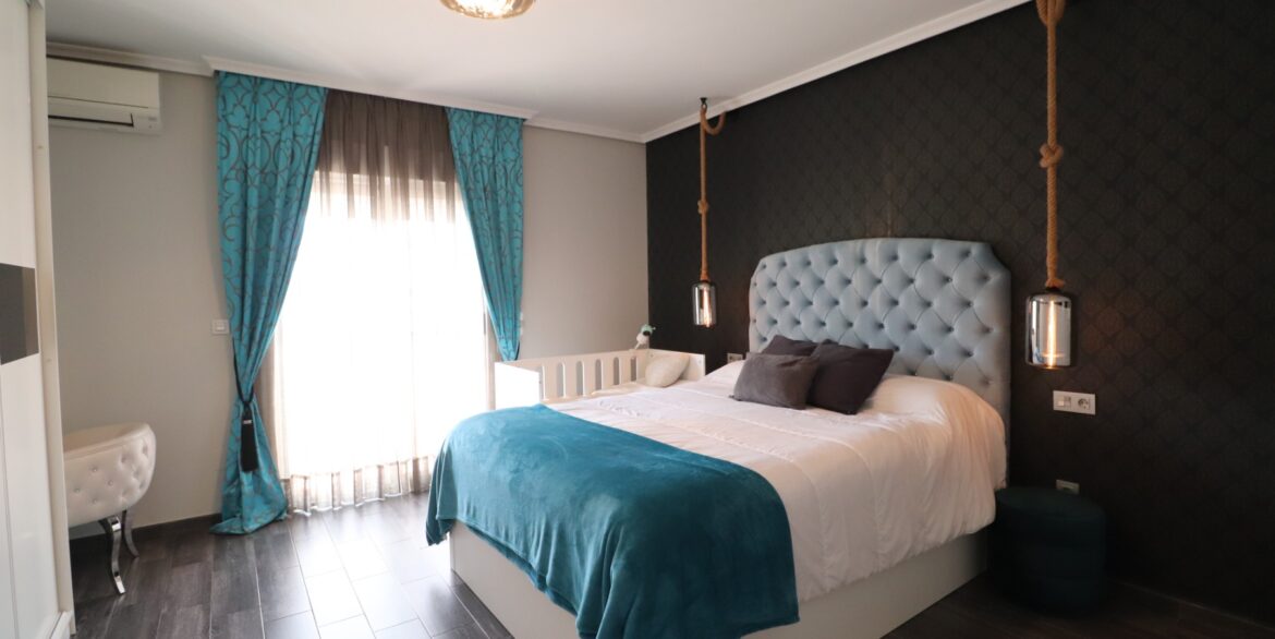 o_1jkvf2m00rob4sg8ut1dge5sh30