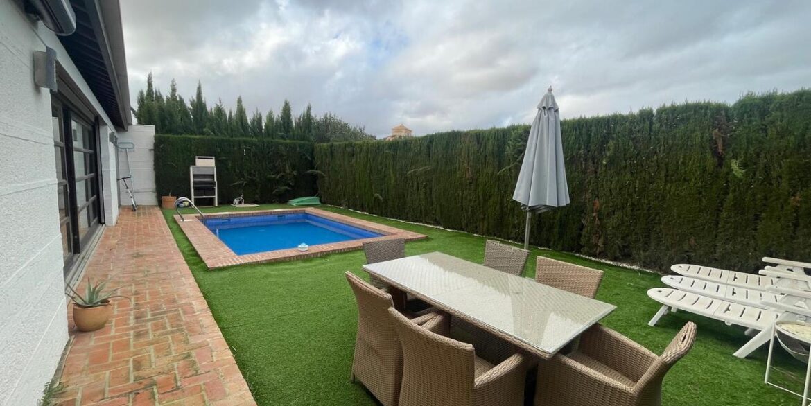 31059-villa-for-sale-in-peraleja-golf-resort-25203074-large