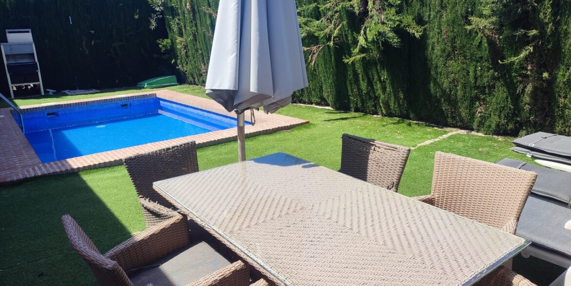 31059-villa-for-sale-in-peraleja-golf-resort-25258379-large