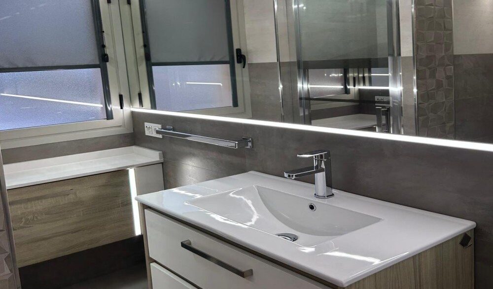 Bathroom-2-CSH150