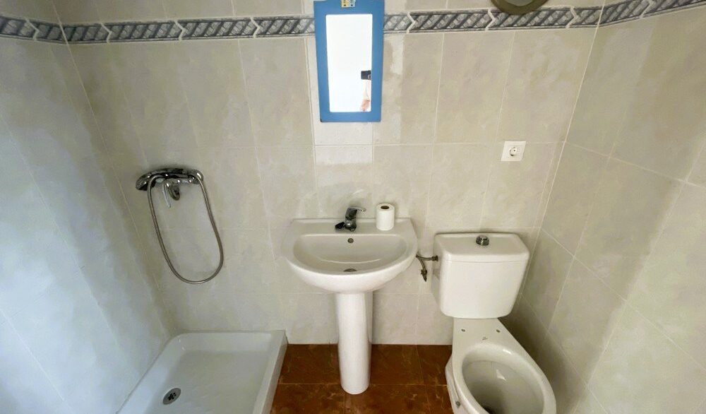 Bathroom-CSH125.jpeg-2