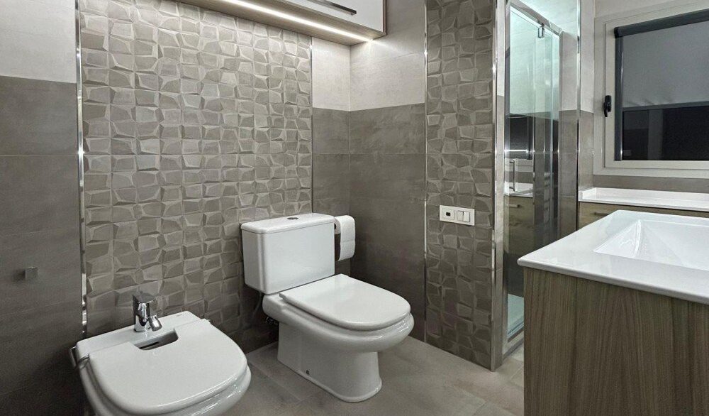 Bathroom-CSH150