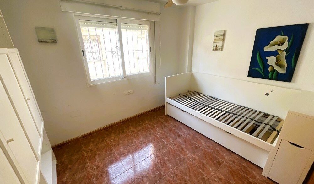 Bedroom-1-CSH125.jpeg-2