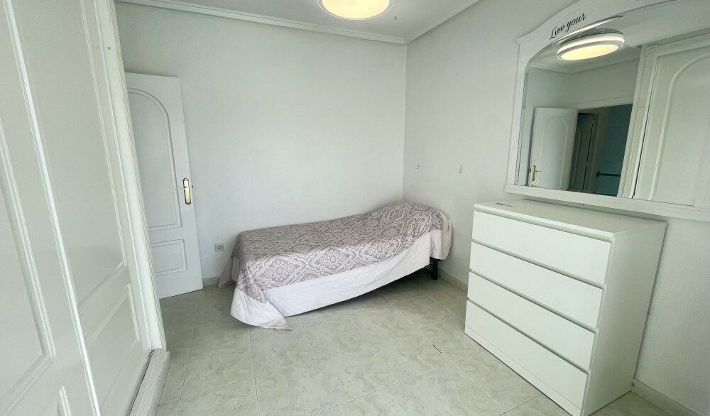 Bedroom-2-CSH145