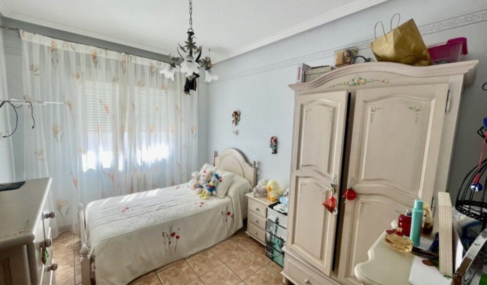 Bedroom-2-CSH4