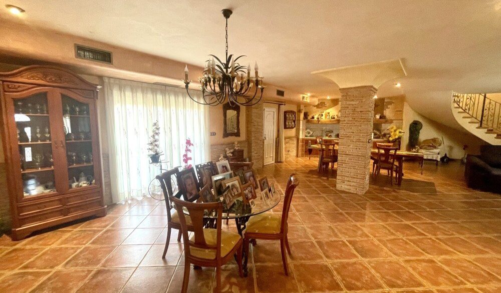 Big-living-room-CSH7